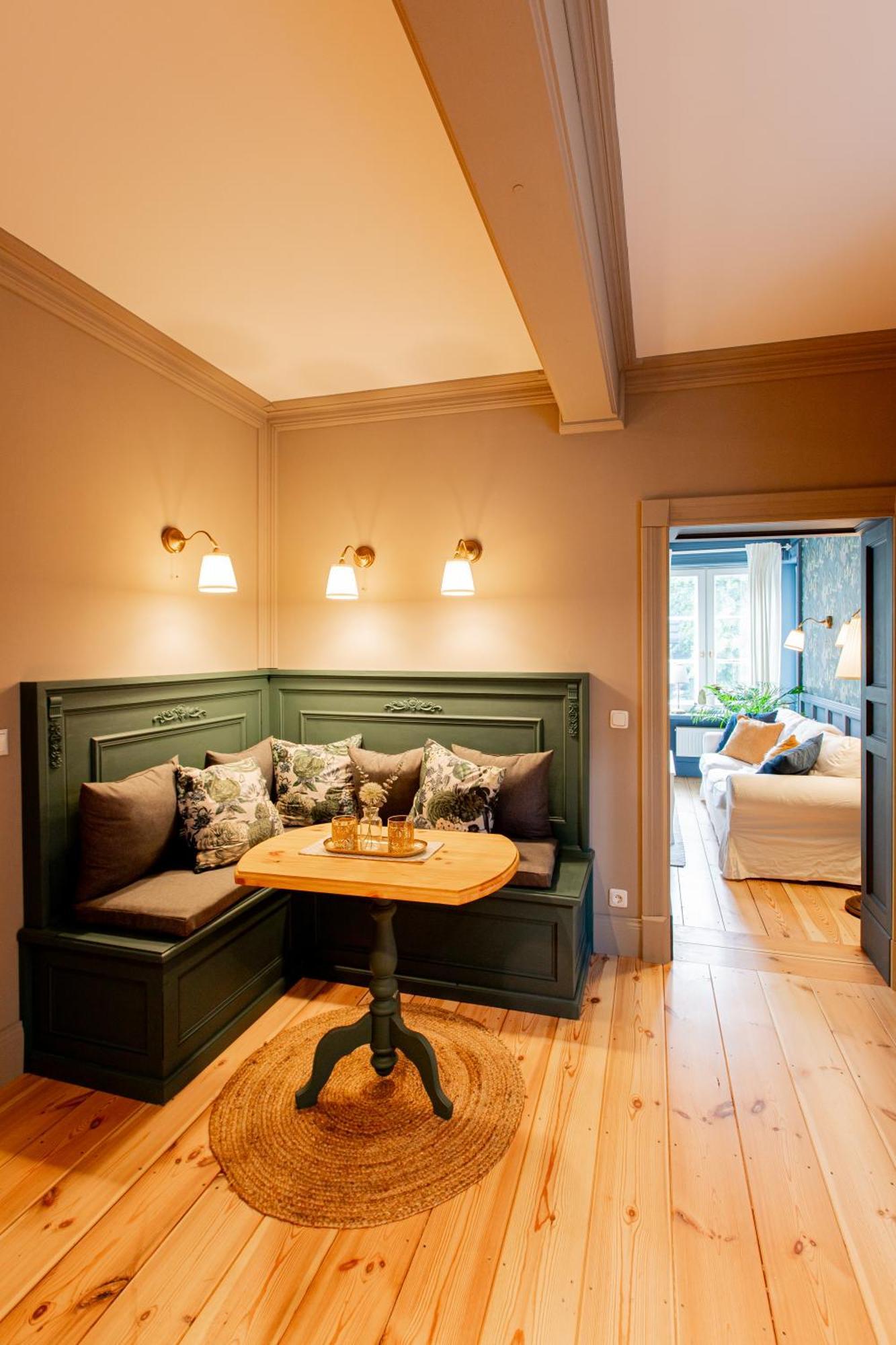 Apartment Wohnen Im Carl Maria Von Weber Geburtshaus *